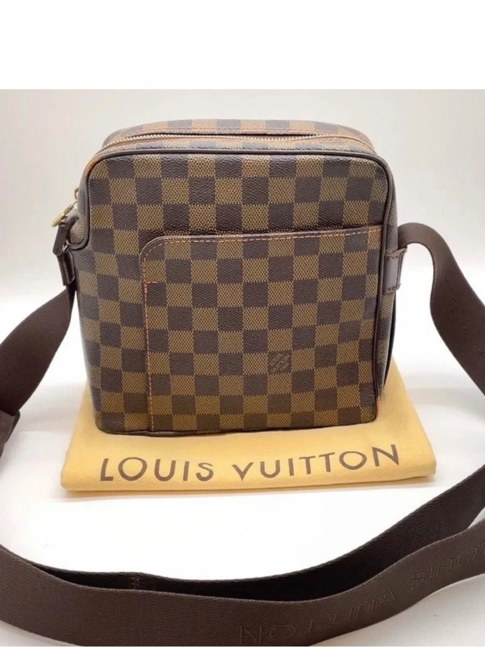 Auth Louis Vuitton Damier Ebene Olav